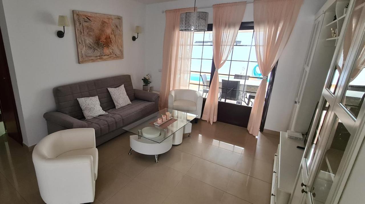 Villa Azalea Playa Blanca  Exterior photo